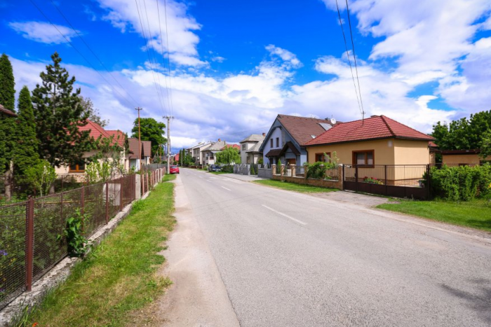 Ilustračný obrázok k článku Ktorá dedina z Rožňavského okresu je najkrajšia? Je tu veľké online hlasovanie!